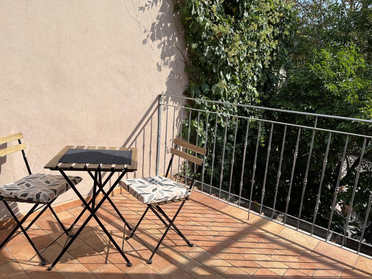 Appartements Dans Agreable Maison De Ville Centre Historique De Rimini Bagian luar foto